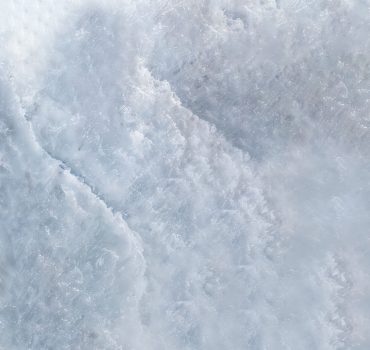Eterea è una carta da parati realizzata da Manarti