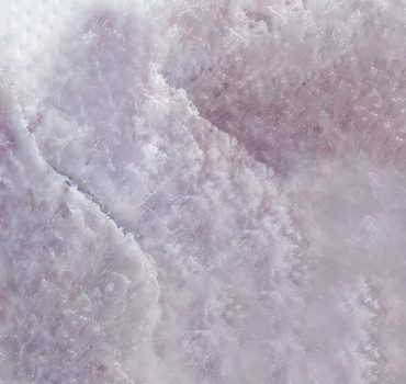 Eterea è una carta da parati realizzata da Manarti