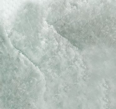 Eterea è una carta da parati realizzata da Manarti