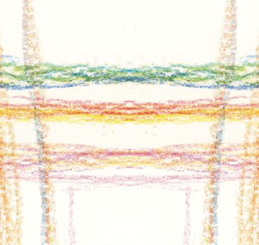 Griglia arcobaleno è una carta da parati realizzata durante un workshop presso Quarta Area.
